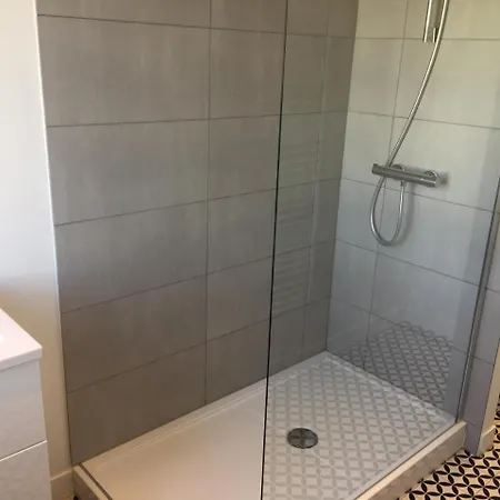 Sous Le Charme Maison d'hôtes *